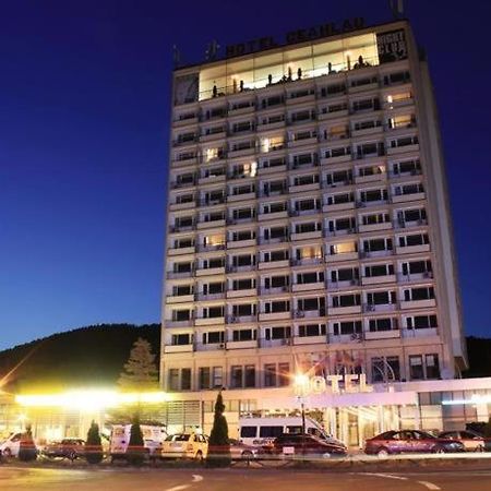 Grand Hotel Ceahlau Piatra Neamt Bagian luar foto